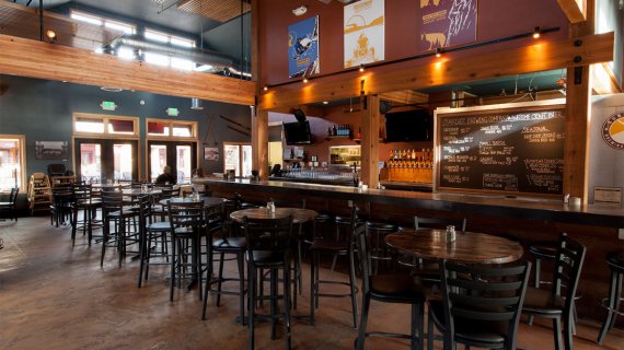 Lenity-Architecture-Sunriver-Brewing-1