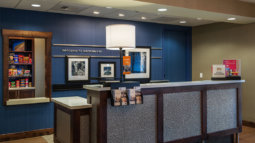 lenity-architecture-hampton-inn-vancouver-3